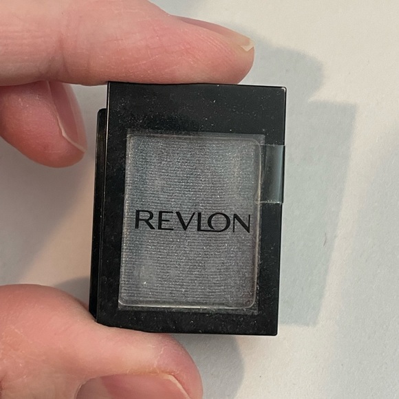 Revlon Colorstay Shadowlinks #170 gunmetal satin Eyeshadow‎ SINGLE - Picture 1 of 3